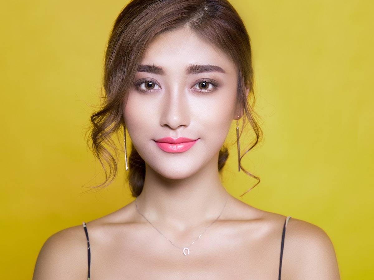 foto profil dengan proporsi wajah yang tepat
